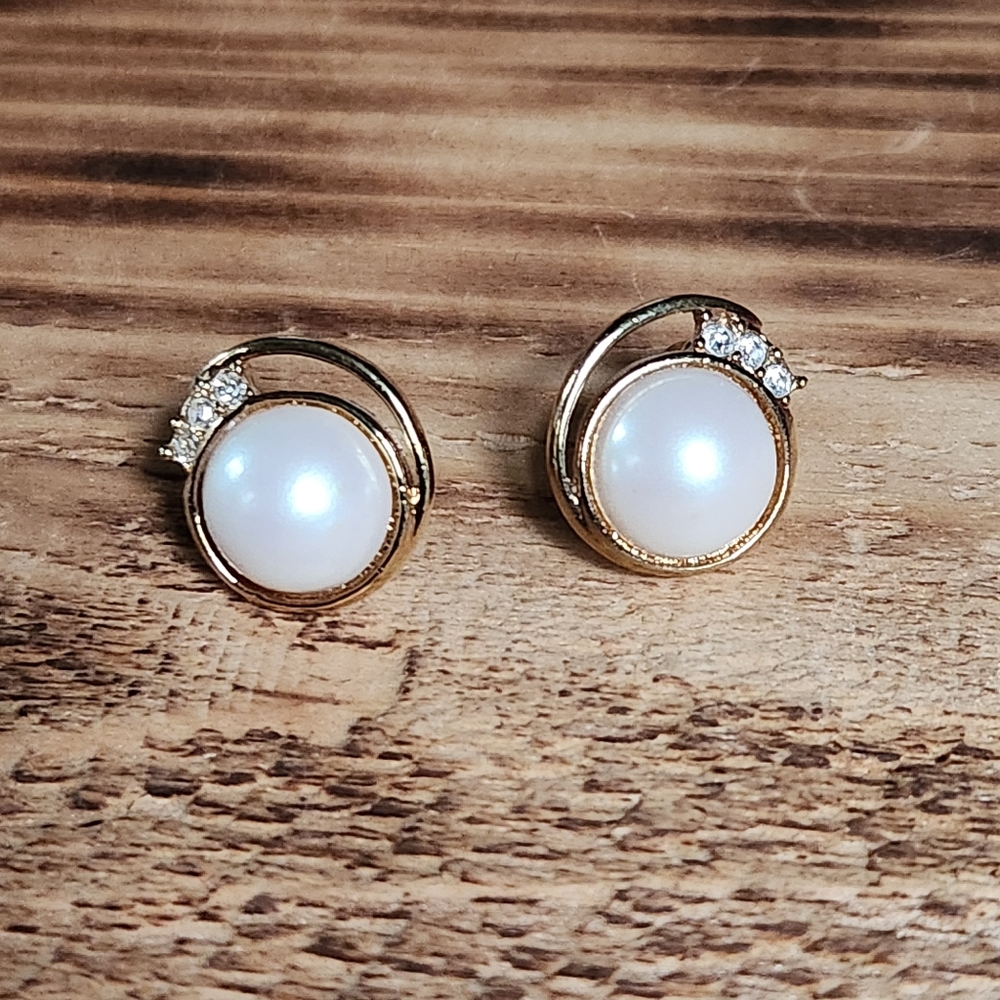 Vintage Monet Clip-On Faux Pearl Earrings Goldtone Crystal Costume Jewelry